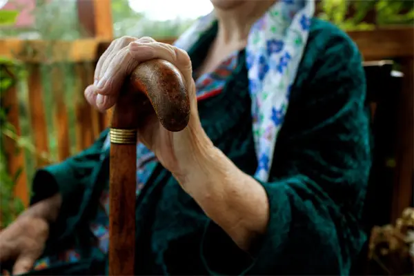 Dra Yadira Bardales - Geriatra